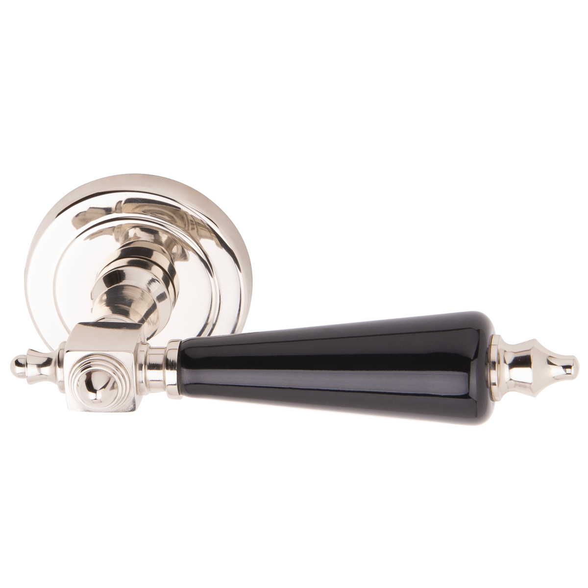 Polished nickel / black porcelain